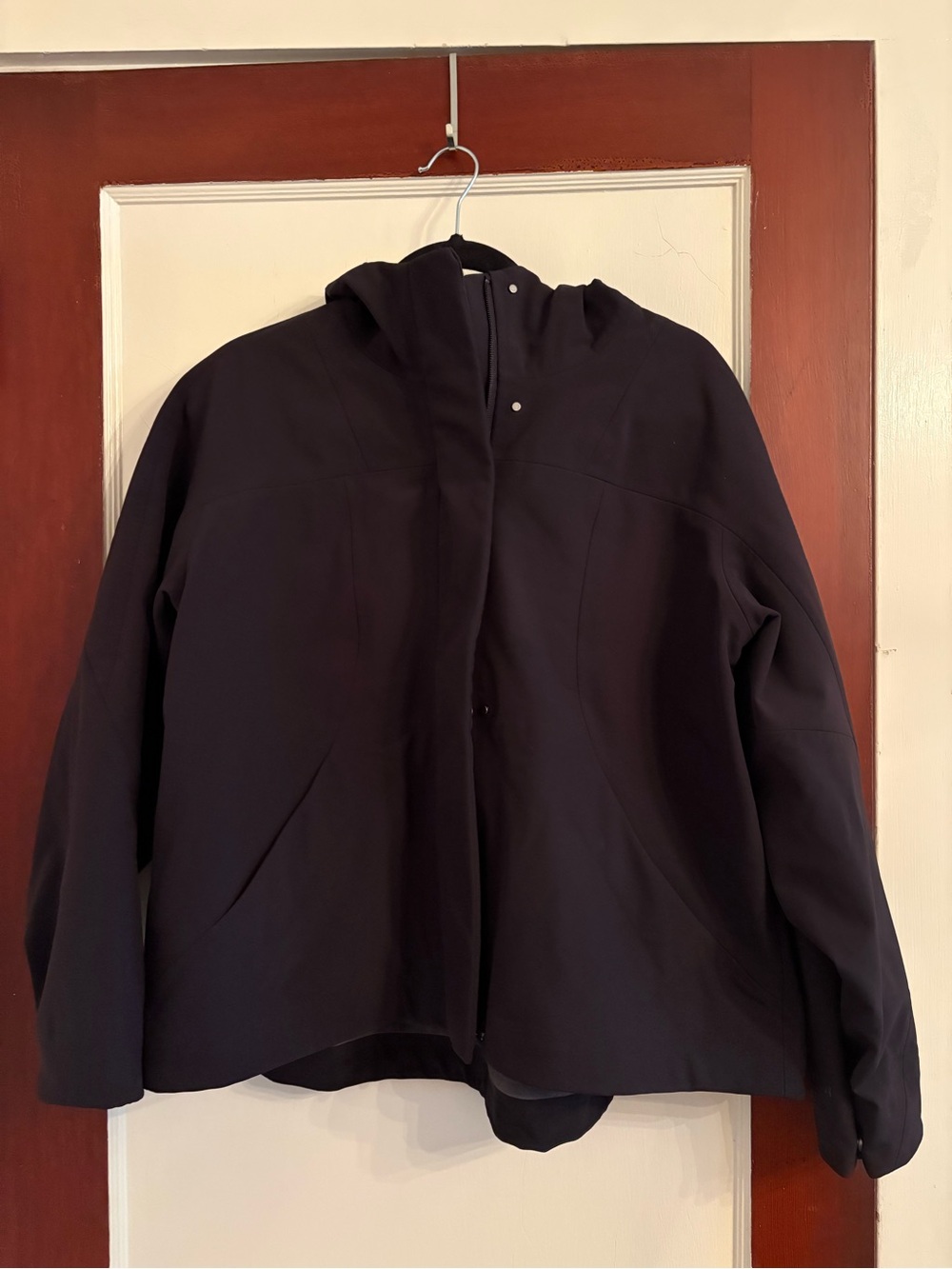 Lululemon RepelShell Cinch-Back Rain Jacket - Picture 5 of 8